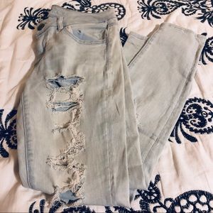 American Eagle Size 8 Short Distressed Jeggings